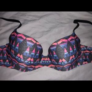 push up bra NWOT